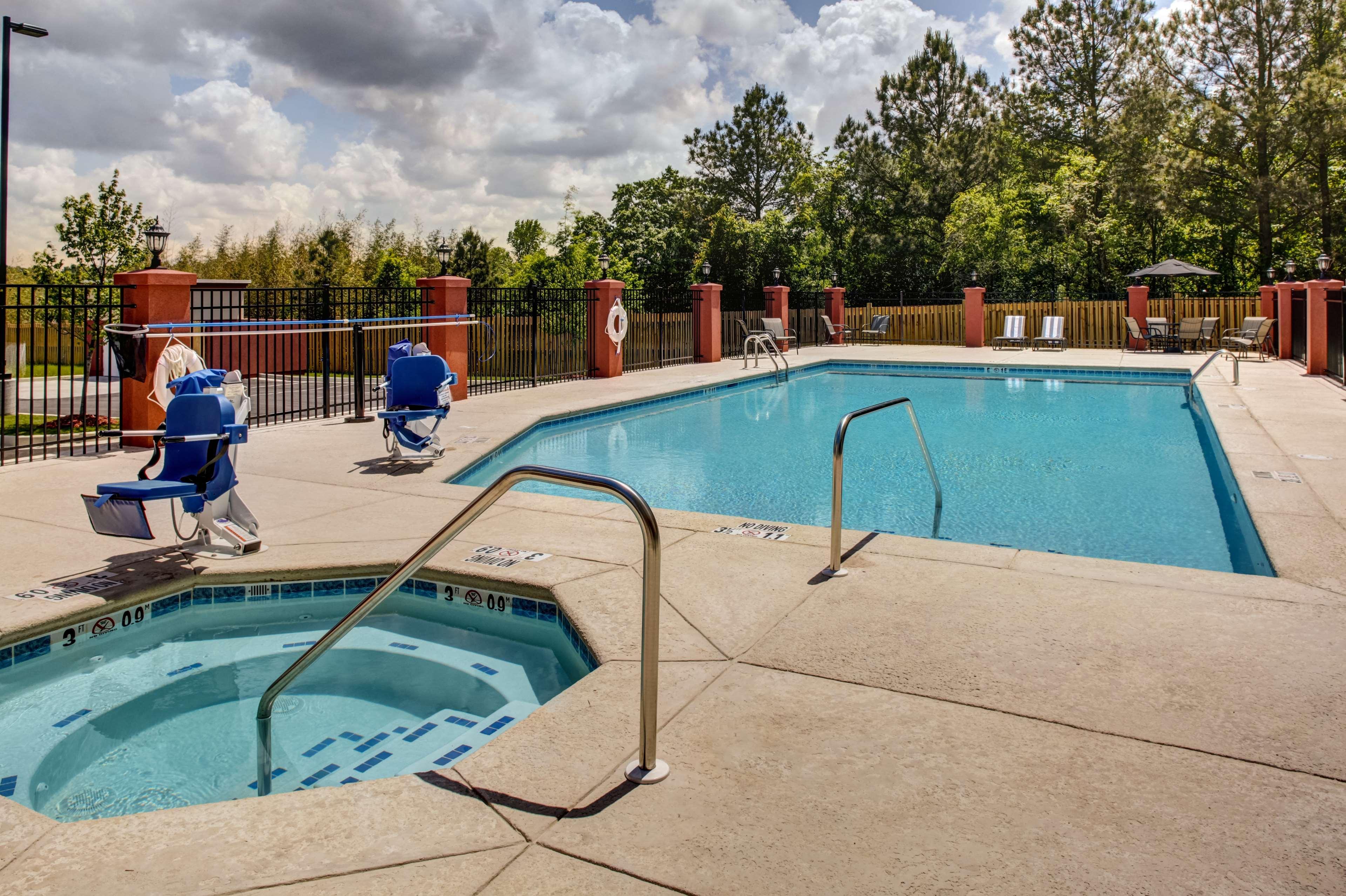 Hampton Inn Thomson Bagian luar foto