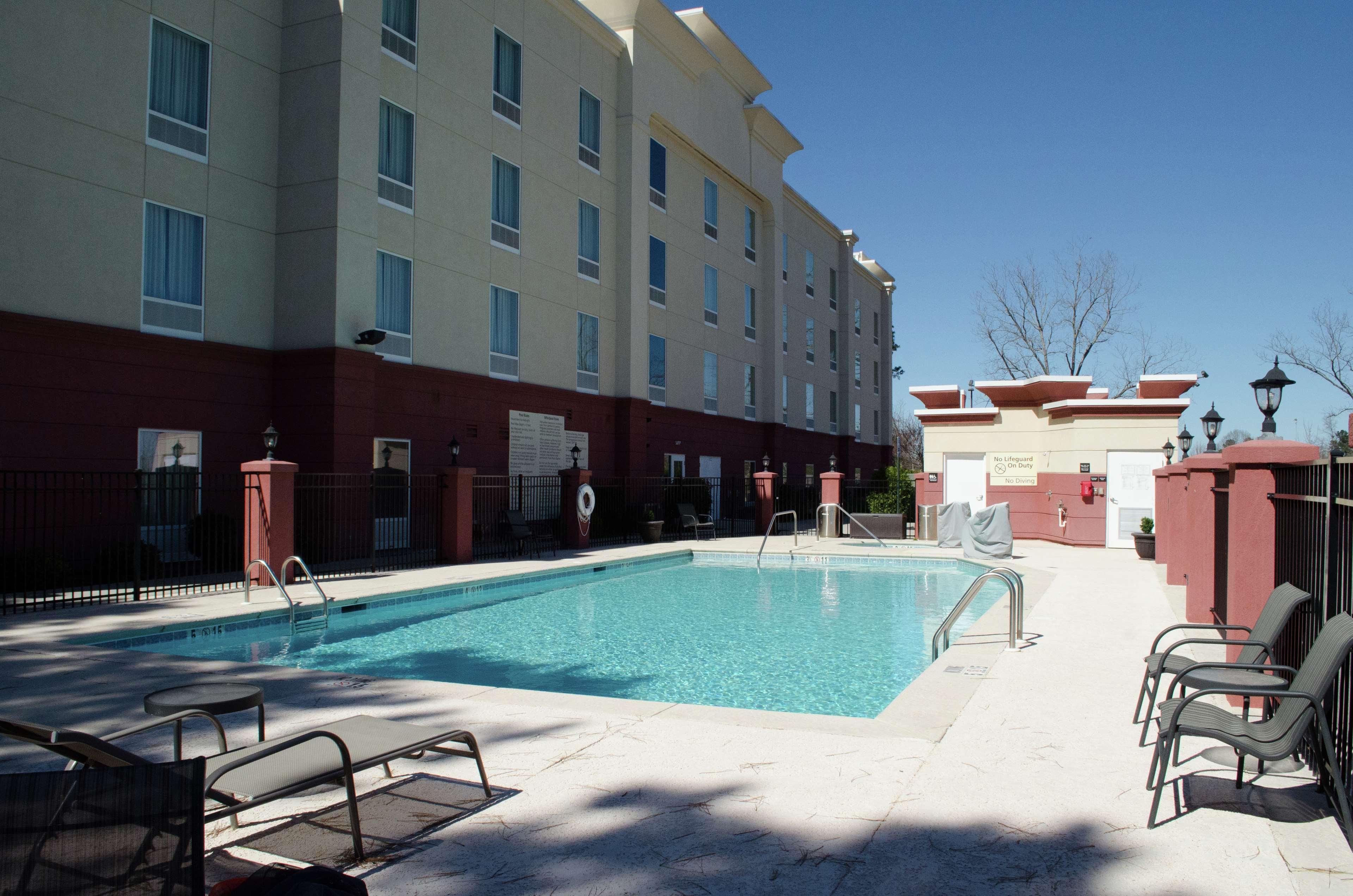 Hampton Inn Thomson Bagian luar foto